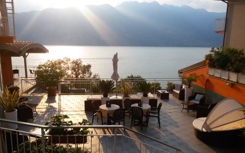 Hotel Malcesine Gardasee Blick Da Tino001